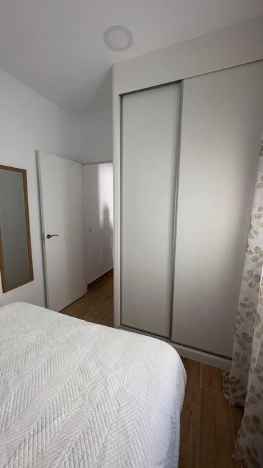 La Línea de la Concepción Rockside Residentes Suites La Linea מראה חיצוני תמונה