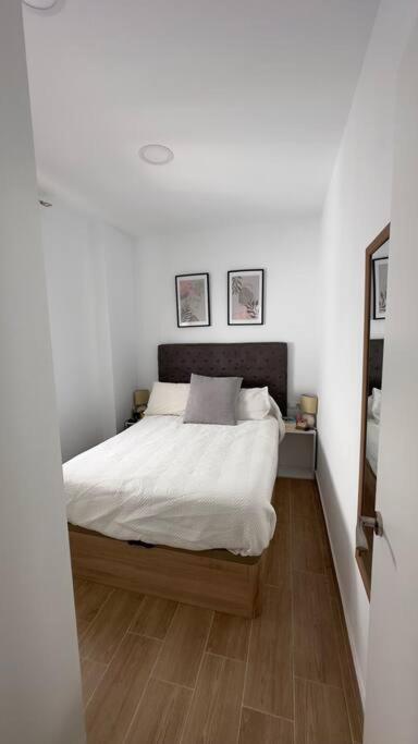 La Línea de la Concepción Rockside Residentes Suites La Linea מראה חיצוני תמונה