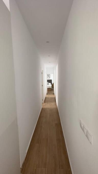 La Línea de la Concepción Rockside Residentes Suites La Linea מראה חיצוני תמונה